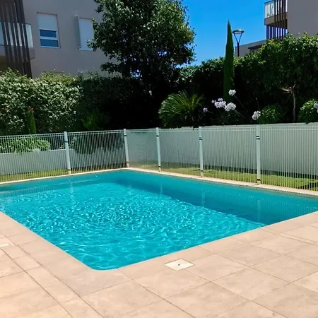 Newly Renovated With Pool And Terrace Apartment *